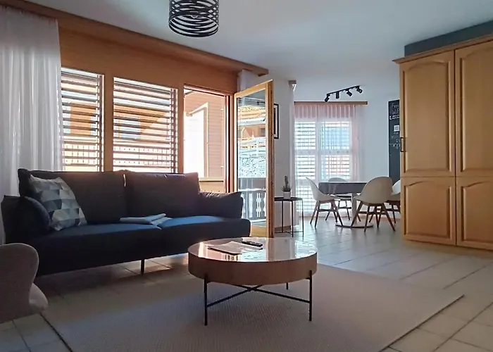 Altrove - Modern, Spacious & Διαμέρισμα