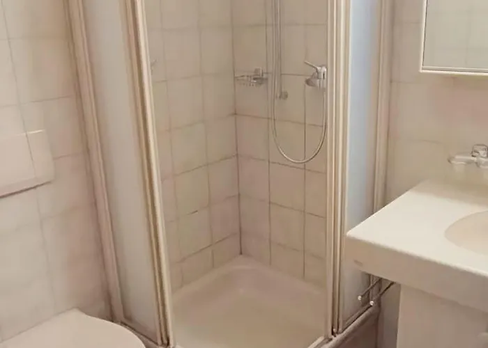 Altrove - Modern, Spacious & Διαμέρισμα Leukerbad