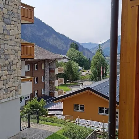 Altrove - Modern, Spacious & לויקרבאד